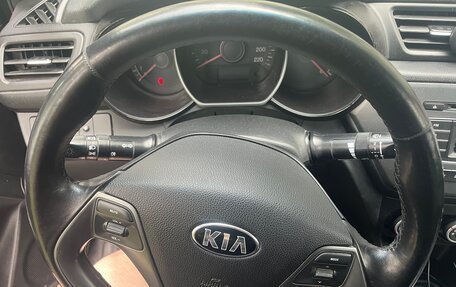 KIA Rio III рестайлинг, 2015 год, 990 000 рублей, 22 фотография
