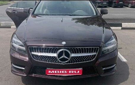 Mercedes-Benz CLS, 2012 год, 2 700 000 рублей, 4 фотография