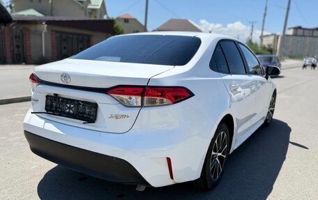 Toyota Corolla, 2023 год, 2 200 000 рублей, 3 фотография