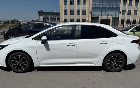 Toyota Corolla, 2023 год, 2 200 000 рублей, 4 фотография