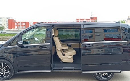 Mercedes-Benz V-Класс, 2022 год, 8 000 000 рублей, 10 фотография