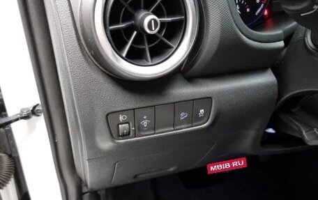 Hyundai Kona I, 2021 год, 2 110 000 рублей, 19 фотография