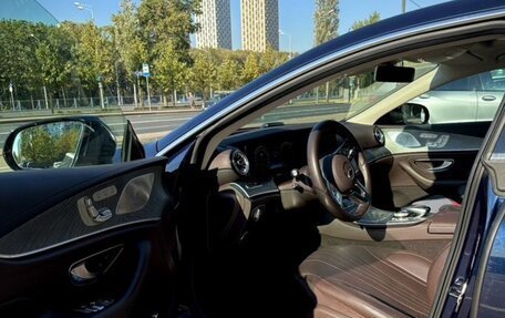 Mercedes-Benz CLS AMG, 2022 год, 4 500 000 рублей, 7 фотография