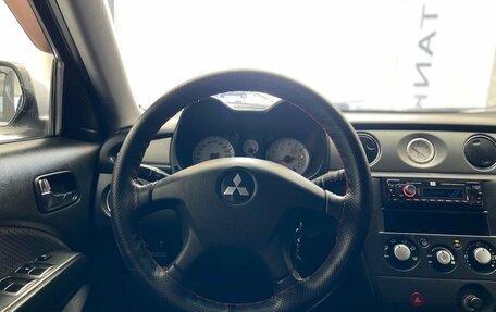 Mitsubishi Outlander III рестайлинг 3, 2005 год, 600 000 рублей, 7 фотография