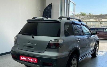 Mitsubishi Outlander III рестайлинг 3, 2005 год, 600 000 рублей, 4 фотография
