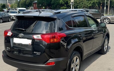 Toyota RAV4, 2015 год, 2 200 000 рублей, 4 фотография