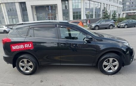 Toyota RAV4, 2015 год, 2 200 000 рублей, 5 фотография