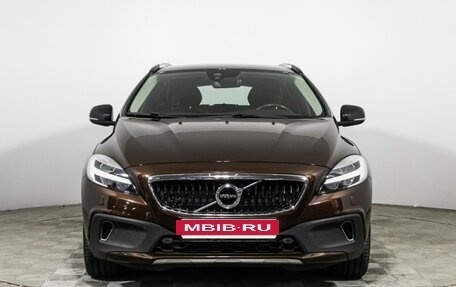 Volvo V40 Cross Country I, 2019 год, 2 299 700 рублей, 2 фотография