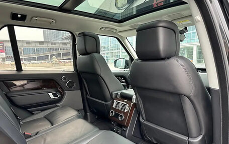 Land Rover Range Rover IV рестайлинг, 2021 год, 9 822 000 рублей, 13 фотография