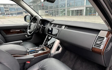Land Rover Range Rover IV рестайлинг, 2021 год, 9 822 000 рублей, 14 фотография