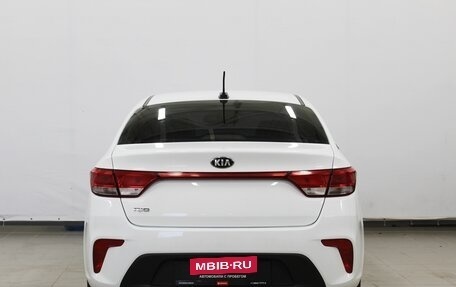 KIA Rio IV, 2020 год, 1 370 000 рублей, 5 фотография