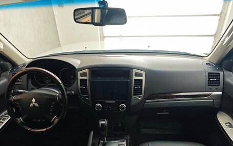 Mitsubishi Pajero IV, 2019 год, 3 499 000 рублей, 13 фотография