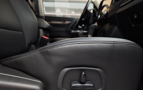 Mitsubishi Pajero IV, 2019 год, 3 499 000 рублей, 24 фотография