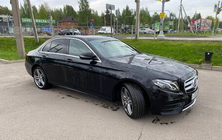 Mercedes-Benz E-Класс, 2020 год, 3 700 000 рублей, 3 фотография