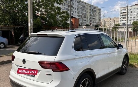 Volkswagen Tiguan II, 2018 год, 2 700 000 рублей, 8 фотография