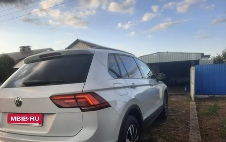 Volkswagen Tiguan II, 2019 год, 2 700 000 рублей, 4 фотография