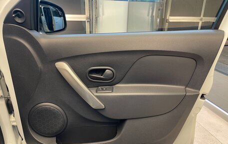 Renault Logan II, 2021 год, 800 000 рублей, 13 фотография