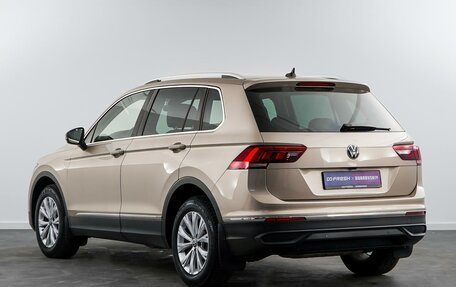 Volkswagen Tiguan II, 2021 год, 3 149 000 рублей, 2 фотография