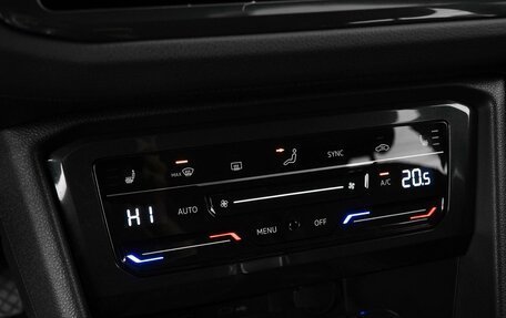 Volkswagen Tiguan II, 2021 год, 3 149 000 рублей, 23 фотография
