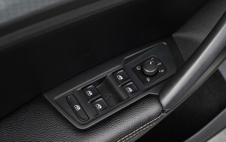 Volkswagen Tiguan II, 2021 год, 3 149 000 рублей, 19 фотография