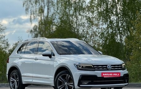 Volkswagen Tiguan II, 2018 год, 2 750 000 рублей, 2 фотография