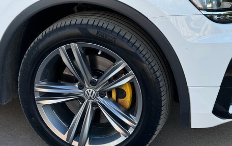 Volkswagen Tiguan II, 2018 год, 2 750 000 рублей, 13 фотография