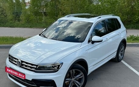 Volkswagen Tiguan II, 2018 год, 2 750 000 рублей, 3 фотография