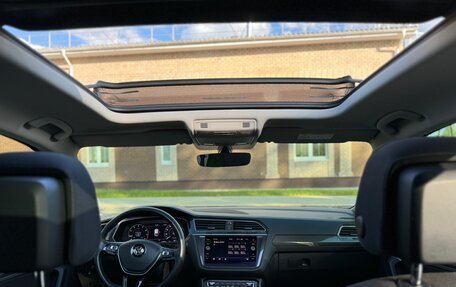 Volkswagen Tiguan II, 2018 год, 2 750 000 рублей, 30 фотография