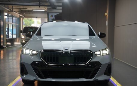 BMW 5 серия, 2024 год, 6 220 000 рублей, 3 фотография
