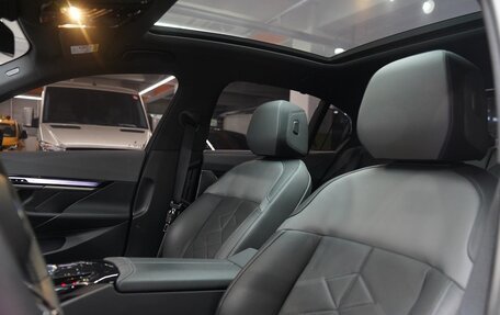 BMW 5 серия, 2024 год, 6 220 000 рублей, 10 фотография