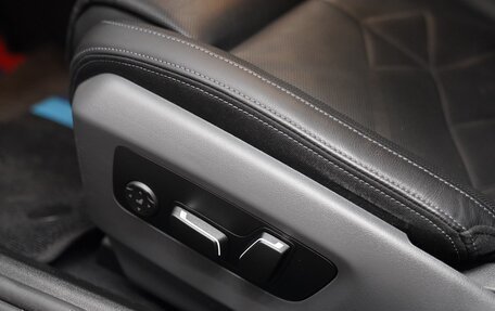 BMW 5 серия, 2024 год, 6 220 000 рублей, 14 фотография