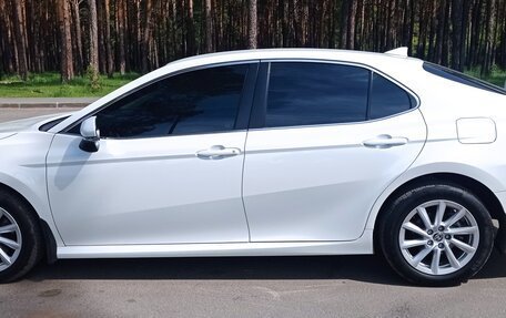 Toyota Camry, 2021 год, 3 490 000 рублей, 15 фотография