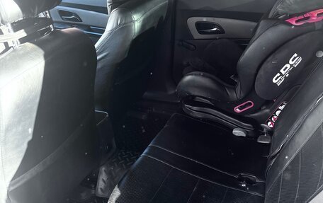 Chevrolet Cruze II, 2014 год, 925 000 рублей, 10 фотография