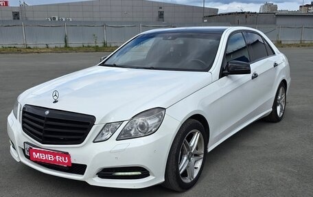 Mercedes-Benz E-Класс, 2012 год, 1 550 000 рублей, 3 фотография