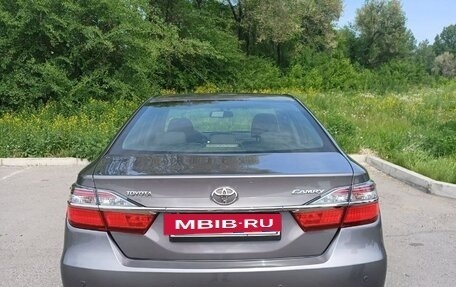 Toyota Camry, 2015 год, 2 500 000 рублей, 17 фотография