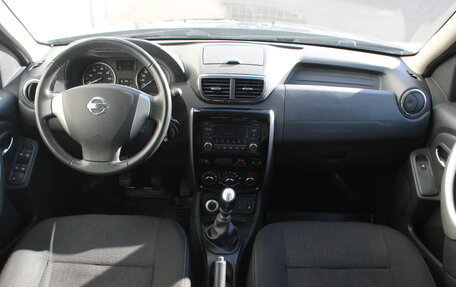 Nissan Terrano III, 2015 год, 910 000 рублей, 14 фотография