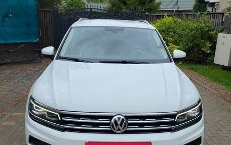 Volkswagen Tiguan II, 2018 год, 3 100 000 рублей, 11 фотография