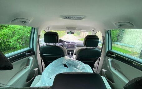 Volkswagen Tiguan II, 2018 год, 3 100 000 рублей, 25 фотография
