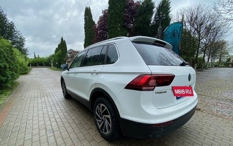 Volkswagen Tiguan II, 2018 год, 3 100 000 рублей, 23 фотография