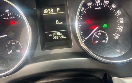 Skoda Yeti I рестайлинг, 2013 год, 920 000 рублей, 7 фотография