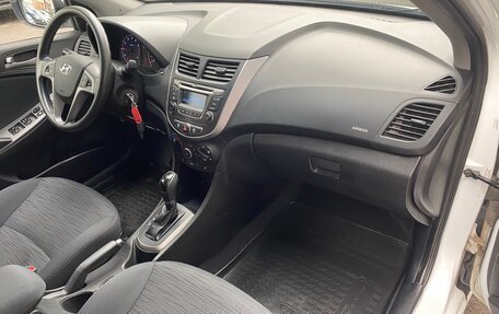 Hyundai Solaris II рестайлинг, 2014 год, 839 000 рублей, 11 фотография