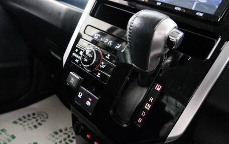 Toyota Roomy I, 2021 год, 1 289 000 рублей, 17 фотография