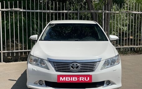 Toyota Camry, 2014 год, 1 580 000 рублей, 6 фотография