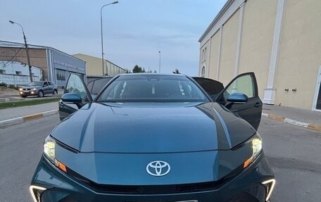 Toyota Camry, 2024 год, 4 200 000 рублей, 1 фотография