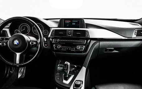 BMW 3 серия, 2018 год, 2 998 000 рублей, 11 фотография