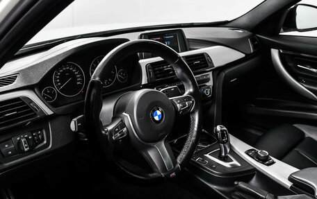 BMW 3 серия, 2018 год, 2 998 000 рублей, 12 фотография