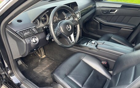 Mercedes-Benz E-Класс, 2012 год, 2 100 000 рублей, 11 фотография