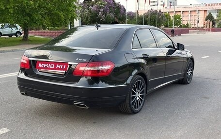 Mercedes-Benz E-Класс, 2012 год, 2 100 000 рублей, 6 фотография