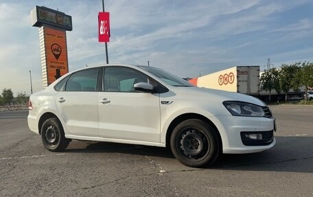 Volkswagen Polo VI (EU Market), 2018 год, 1 100 000 рублей, 2 фотография