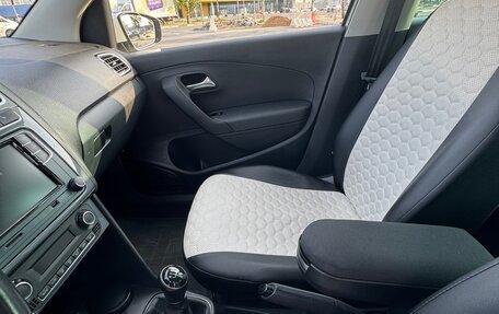 Volkswagen Polo VI (EU Market), 2018 год, 1 100 000 рублей, 20 фотография